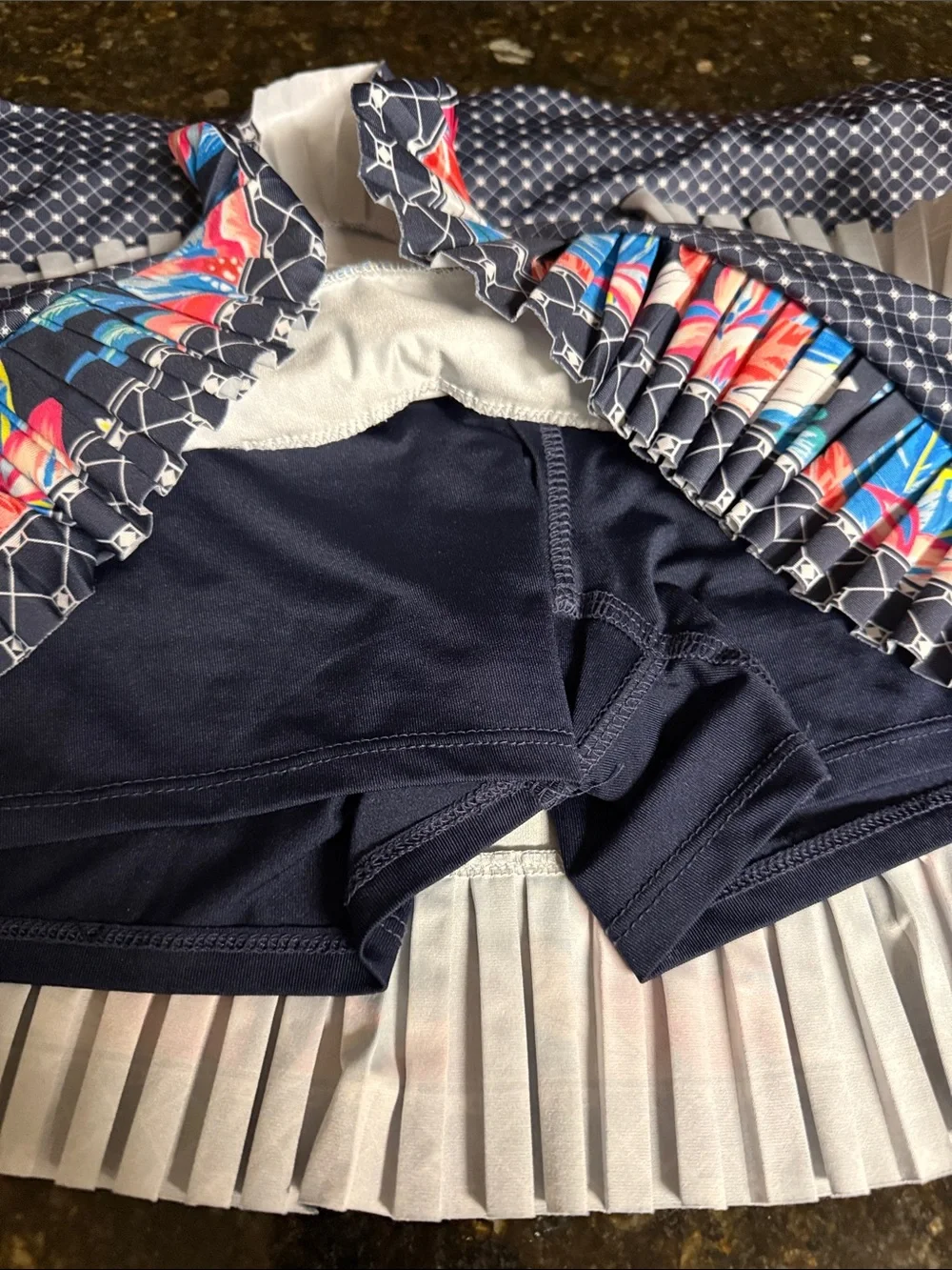 Tennis Lucky in Love Navy L Multicolor Tiered Pleated Mini Skort
